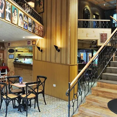Bed & Breakfast London *